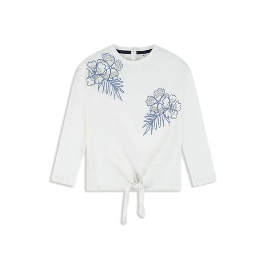 Shirt with a front knot 316